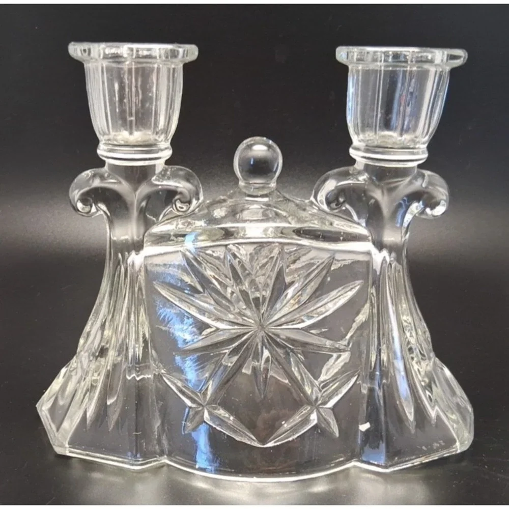 2 Anchor Hocking Early American‎ Prescut Candle Holders